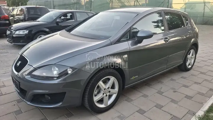 Seat Leon 2012 photo 3