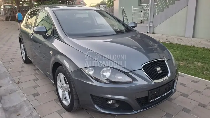 Seat Leon 2012 photo 4