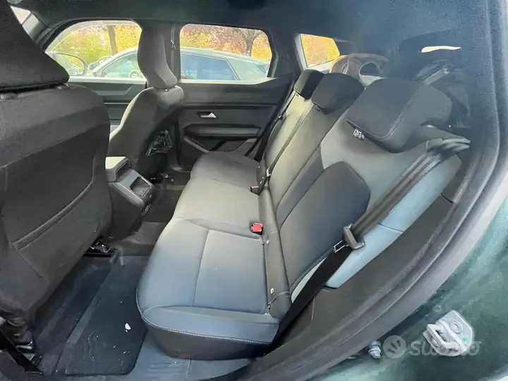 Dacia Duster 2025 photo 4