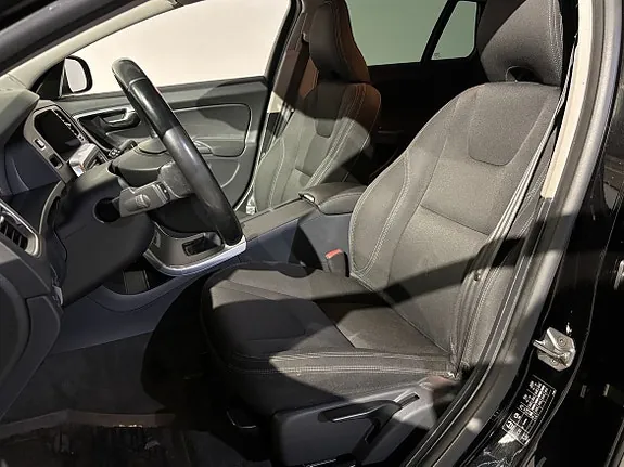 Volvo V60 2016 photo 5