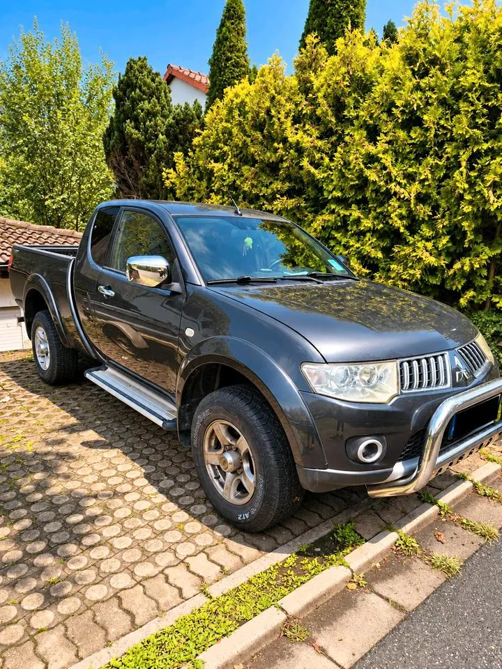 Mitsubishi L200