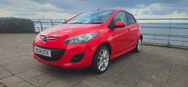 Mazda Mazda2 2014 photo 4