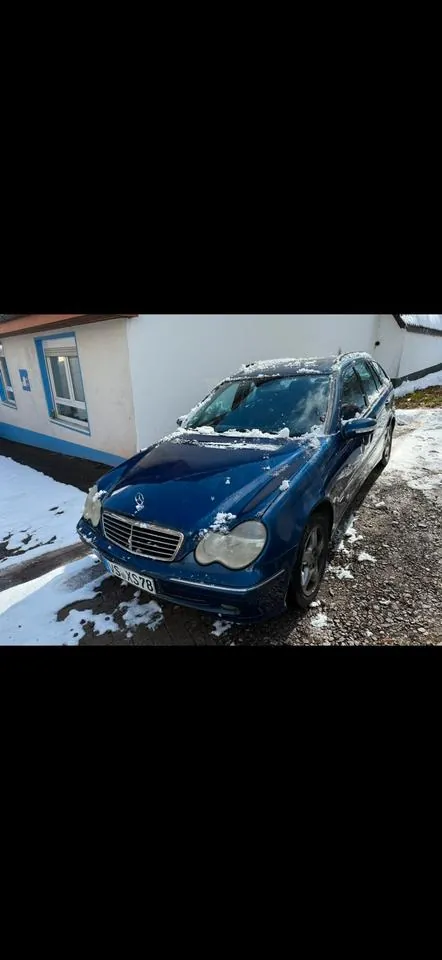 Mercedes-Benz C200