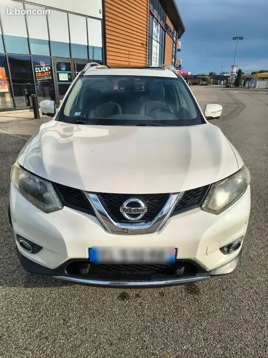 Nissan X-Trail 2016 photo 2