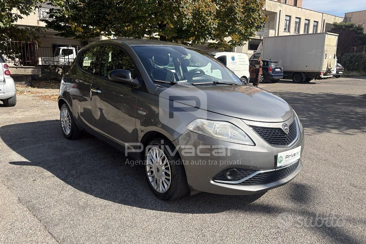 Lancia Ypsilon 2017 photo 4