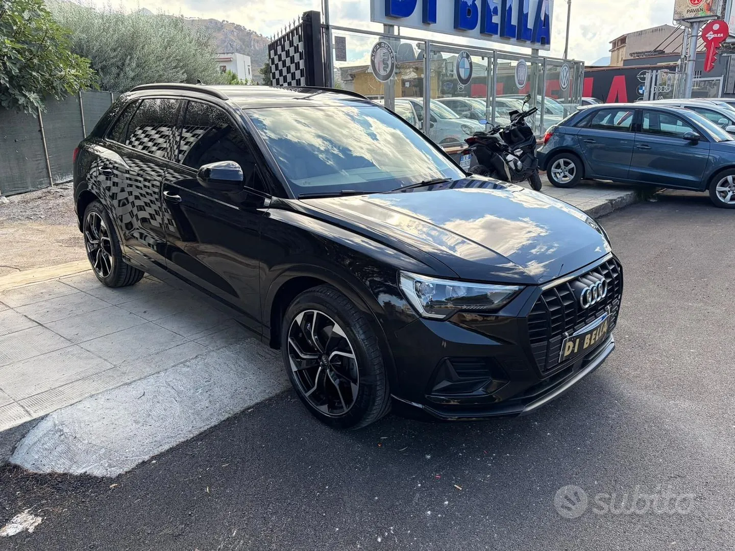 Audi Q3 2019 photo 2