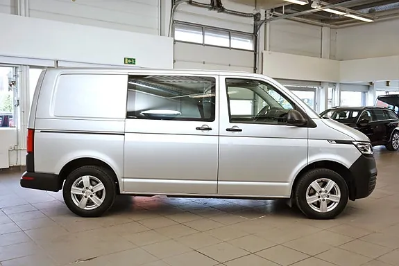 Volkswagen Transporter 2022 photo 5