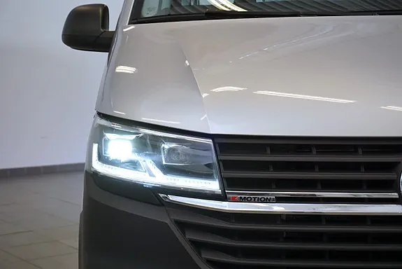 Volkswagen Transporter 2022 photo 3