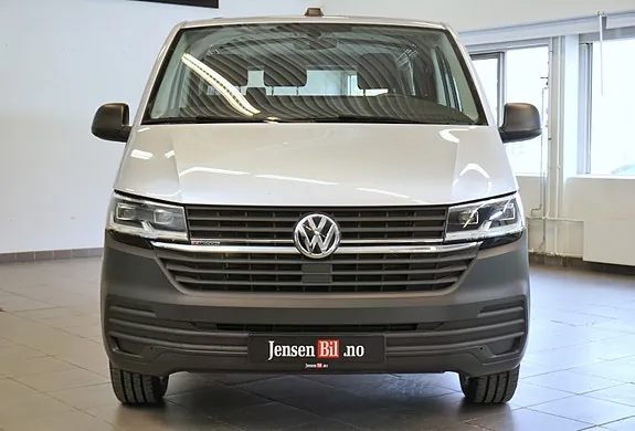 Volkswagen Transporter 2022 photo 2