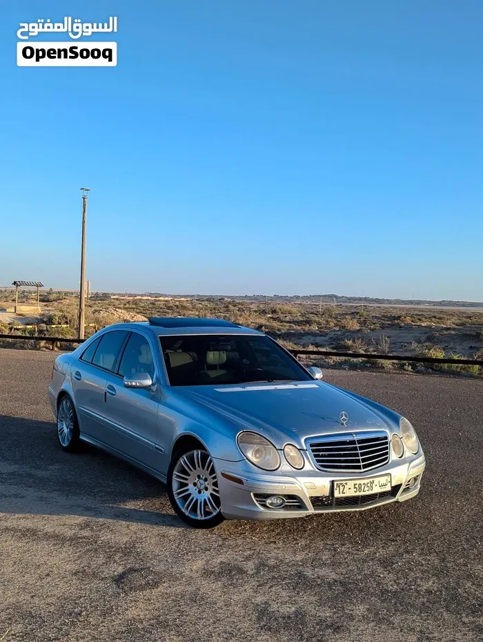 Mercedes-Benz E-Class 2007 photo 2