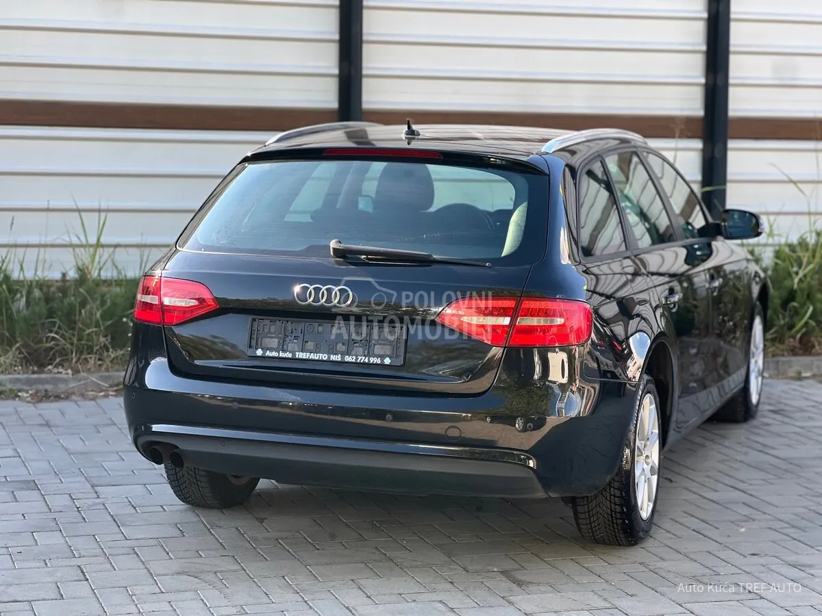 Audi A4 2012 photo 4