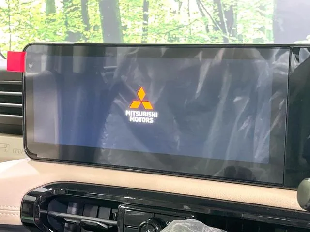 Mitsubishi Delica Mini 2026 photo 3