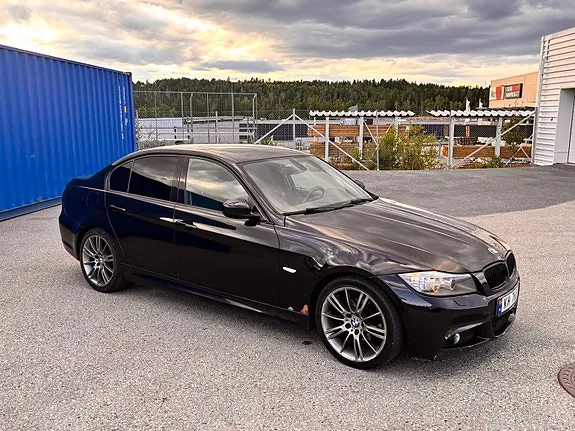 BMW 316D 2011 photo 2
