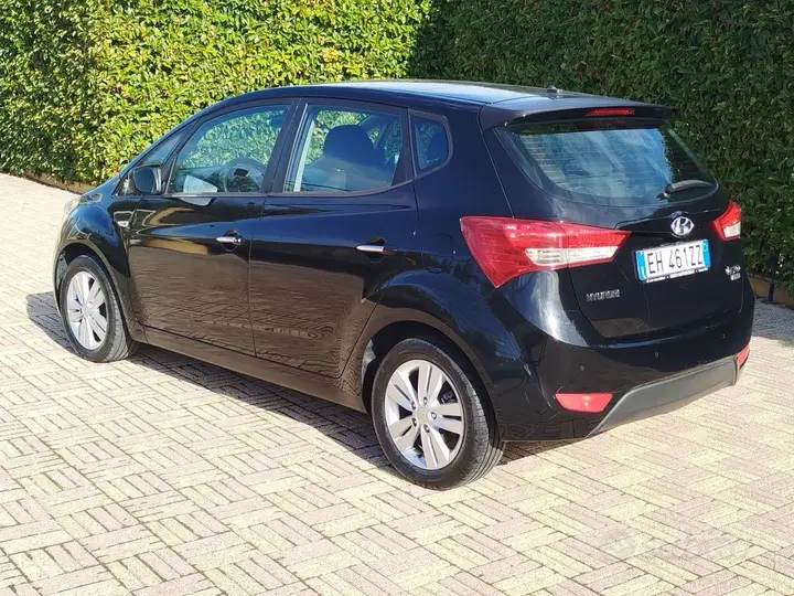 Hyundai Ix20 2011 photo 5