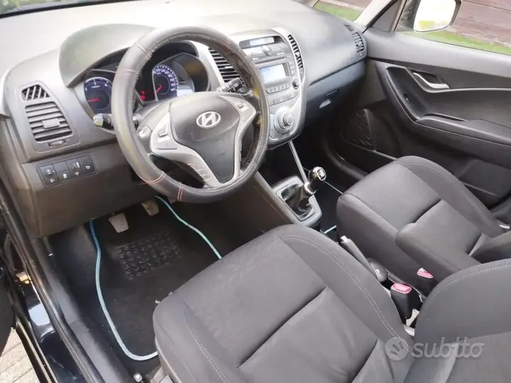 Hyundai Ix20 2011 photo 4