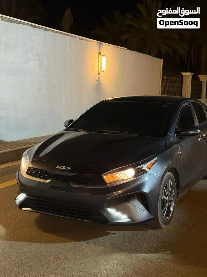 Kia Forte 2023 photo 3