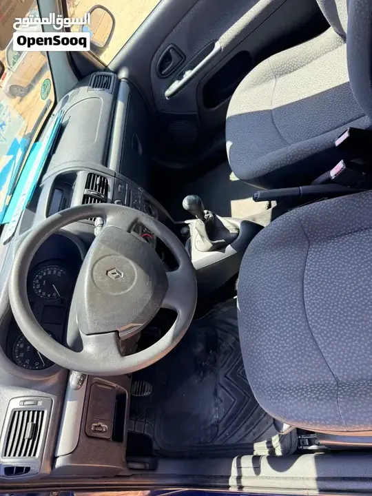 Renault Clio 2007 photo 4