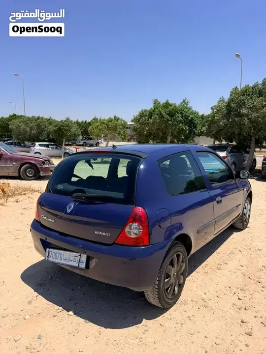 Renault Clio 2007 photo 2