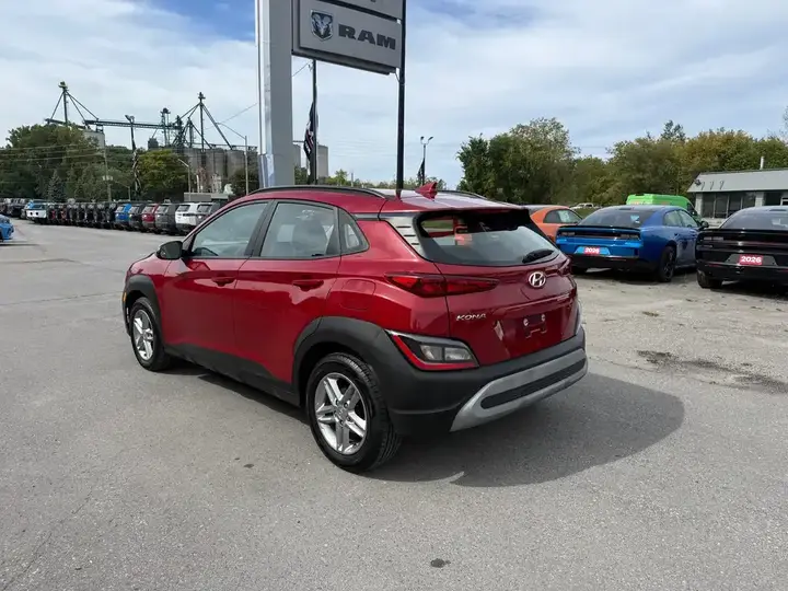 Hyundai Kona 2023 photo 3
