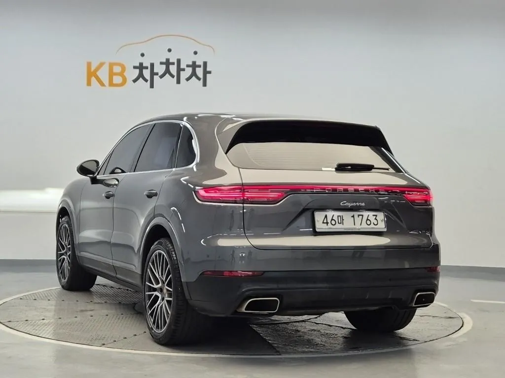 Porsche Cayenne 2019 photo 2