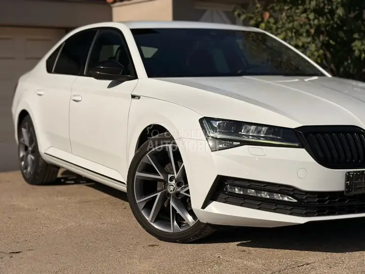 Skoda Superb 2021 photo 4