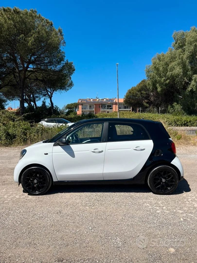 Smart Forfour 2017 photo 3