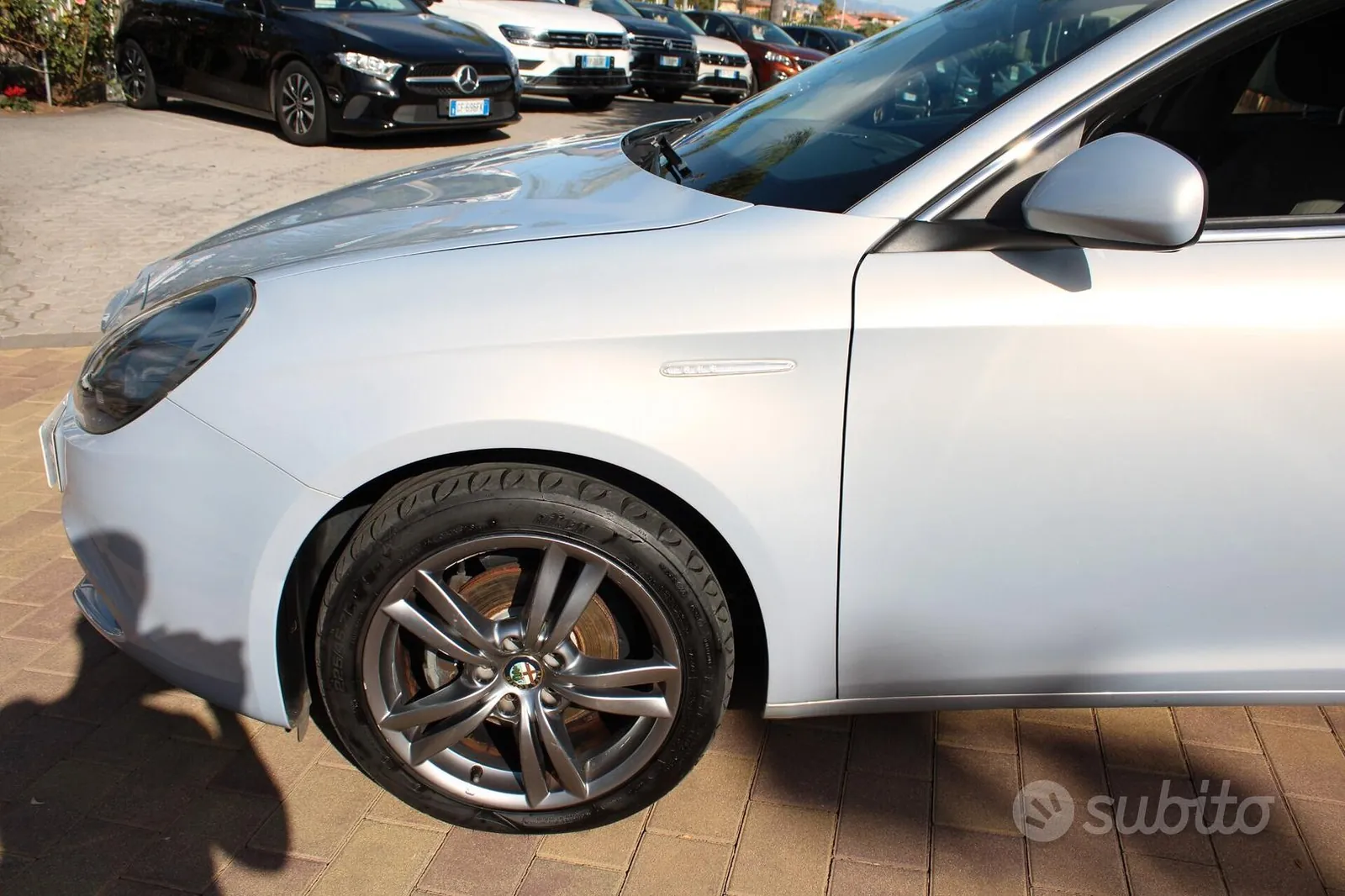 Alfa Romeo Giulietta 2014 photo 5