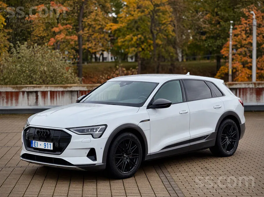 Audi E-Tron 2021 photo 5