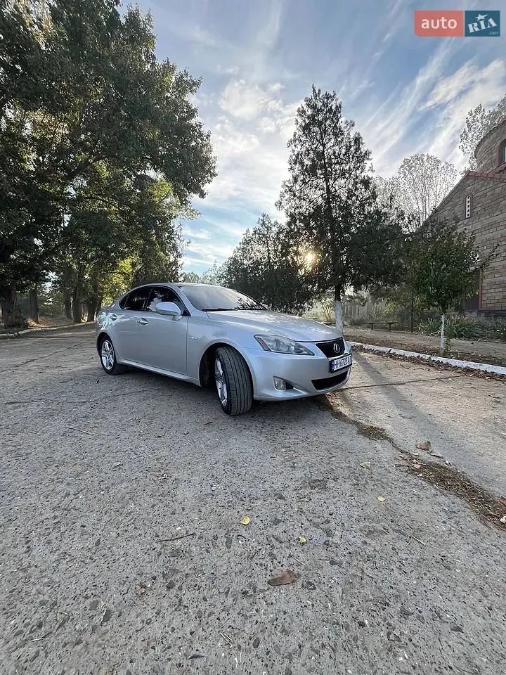 Lexus Is 2006 photo 2