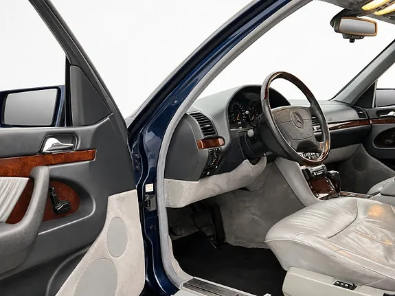 Mercedes-Benz S500 1995 photo 4