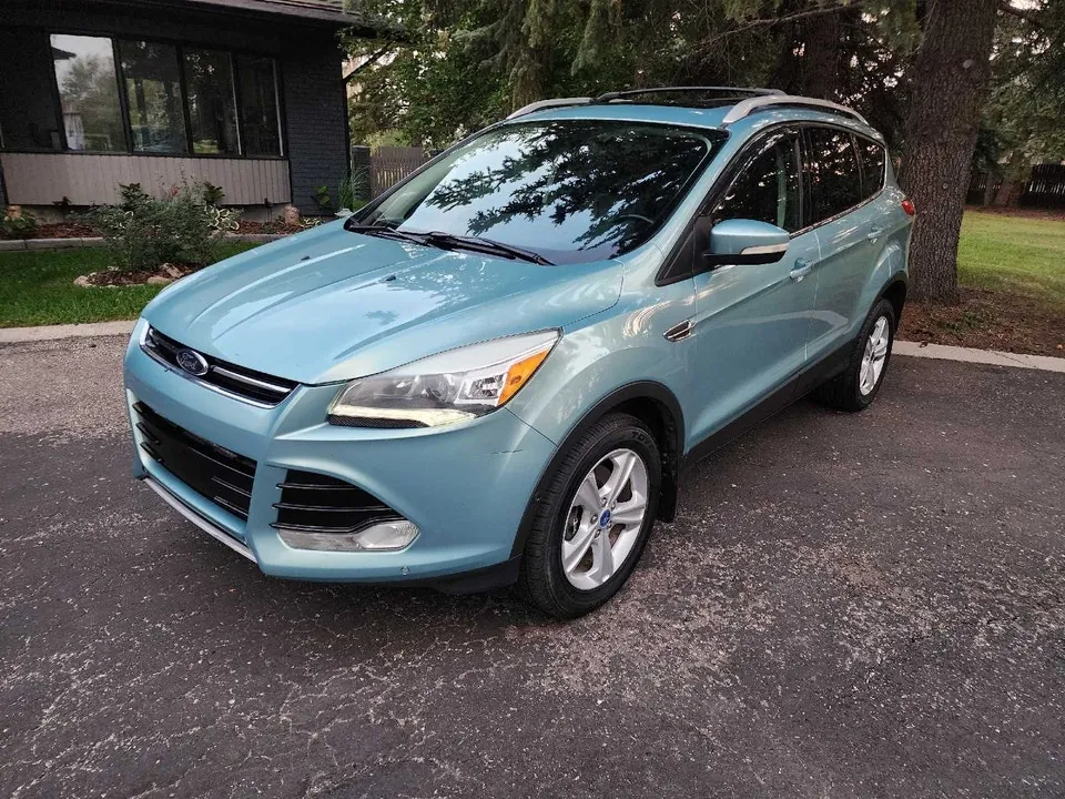 Ford Escape 2013 photo 3