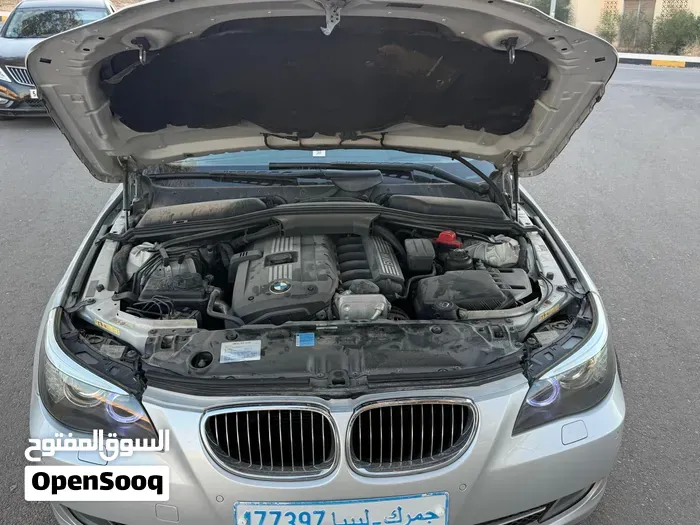BMW 5 Series 2009 photo 3