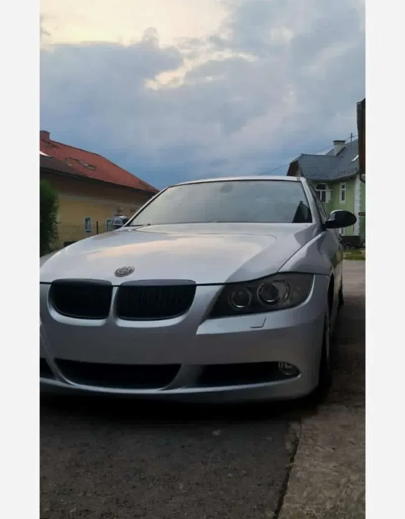 BMW 3 Series 2005 photo 2
