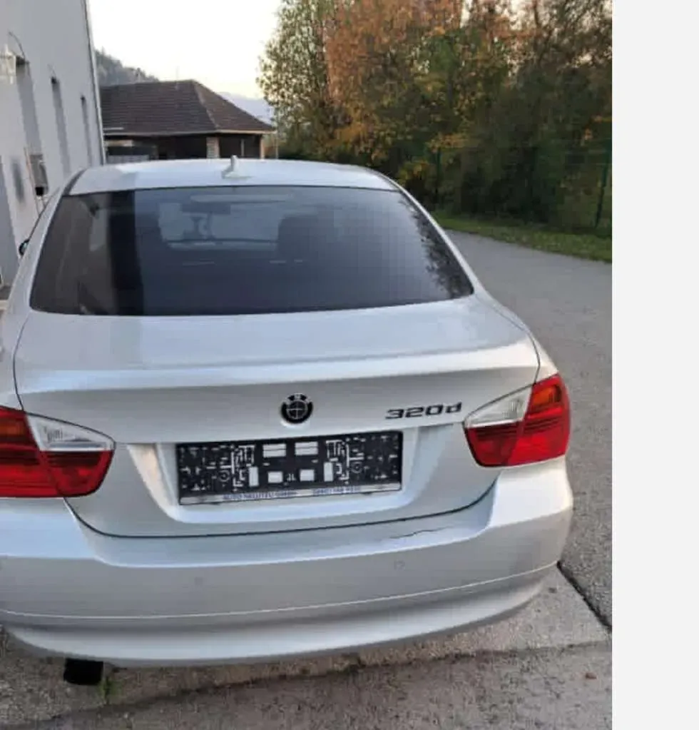 BMW 3 Series 2005 photo 3