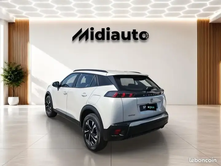 Peugeot 2008 2020 photo 3