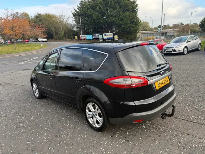 Ford S-Max 2014 photo 5
