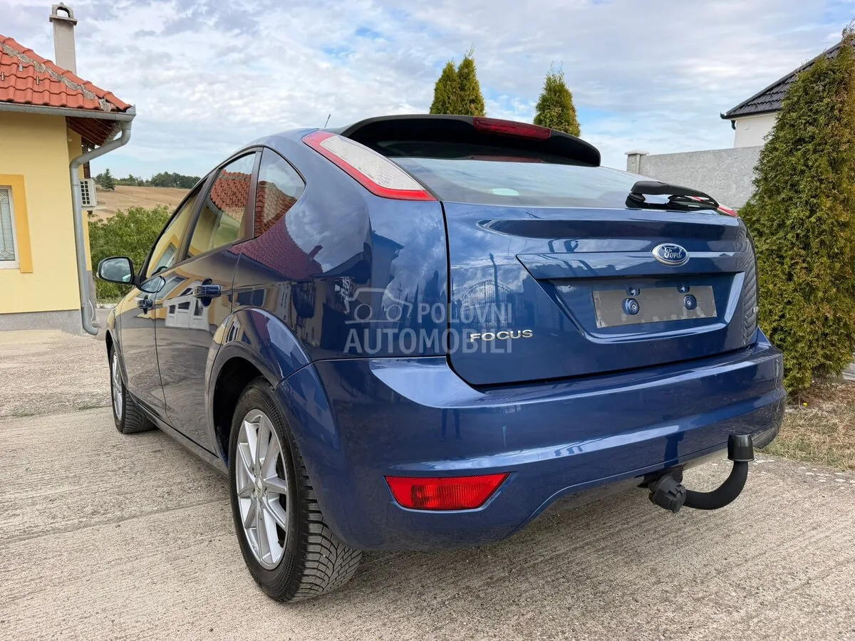 Ford Focus 2010 photo 5