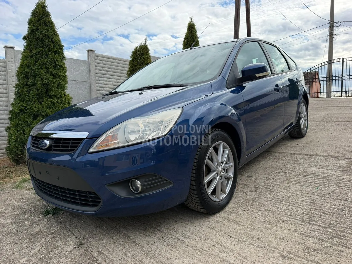 Ford Focus 2010 photo 3