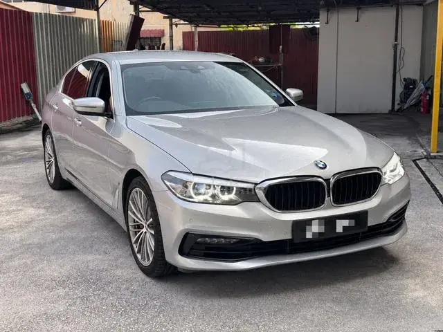 BMW 530E