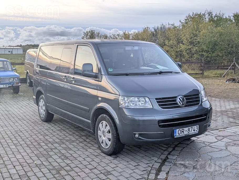 Volkswagen Multivan 2003 photo 3