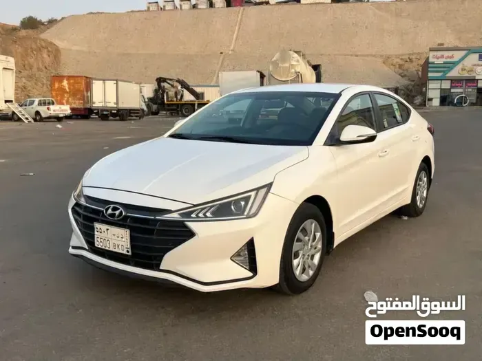 Hyundai Elantra Gls 2018 photo 3