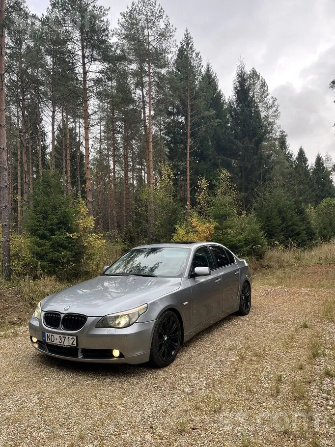 BMW 530