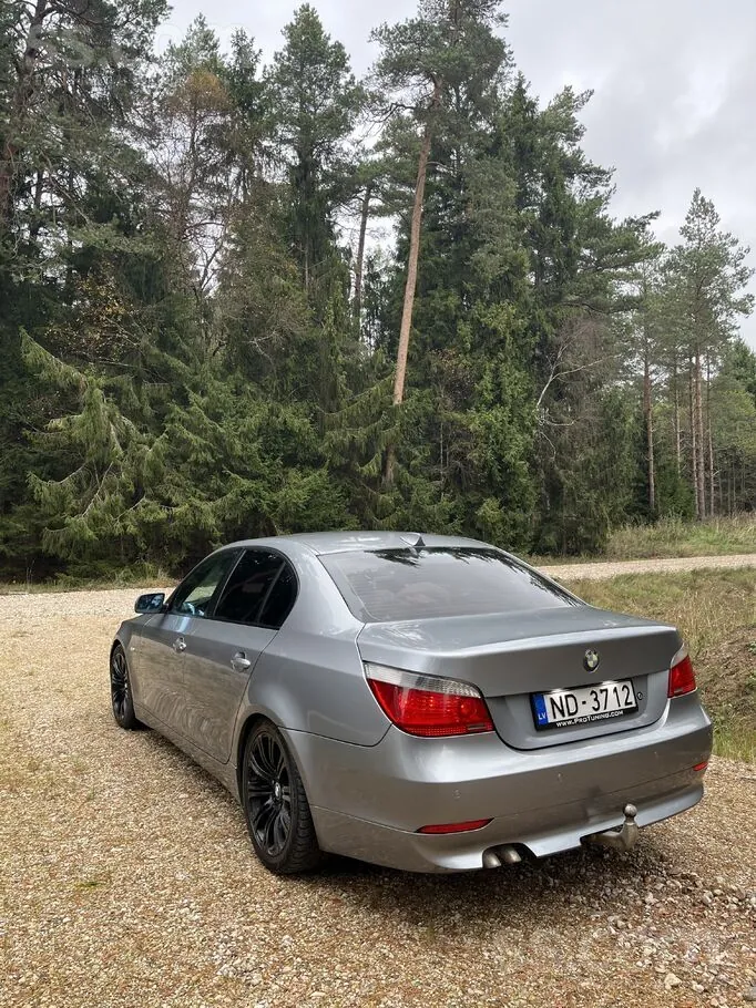 BMW 530 2003 photo 4