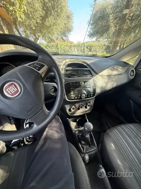 Fiat Punto Evo 2011 photo 4