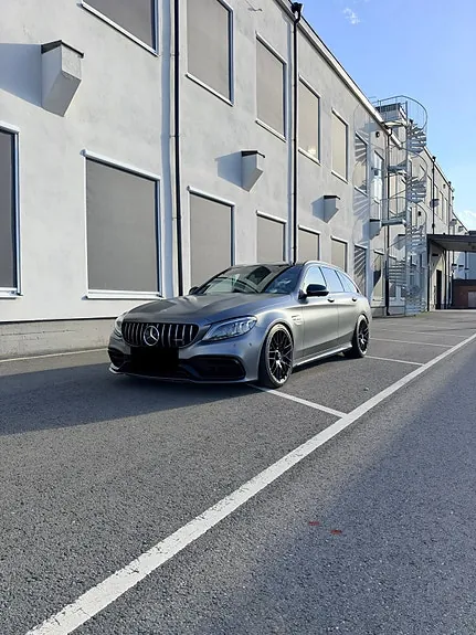 Mercedes-Benz C63