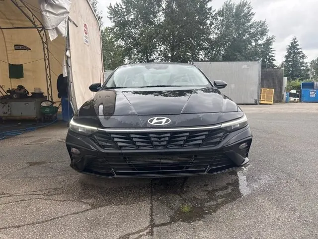 Hyundai Elantra 2024 photo 2