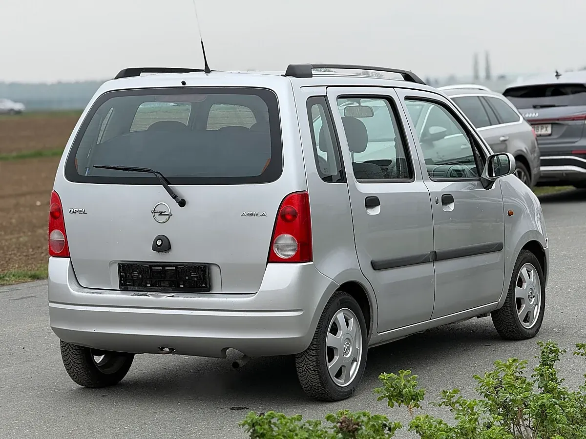 Opel Agila 2000 photo 3