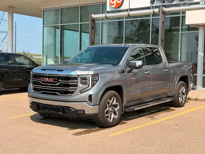 GMC Sierra 1500 2024 photo 3