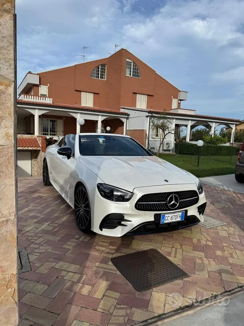 Mercedes-Benz E 220 Cabrio 2021 photo 4