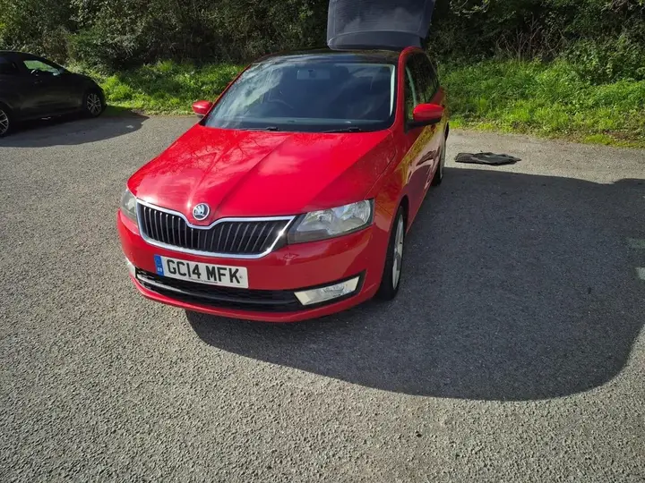 Skoda Rapid 2014 photo 2